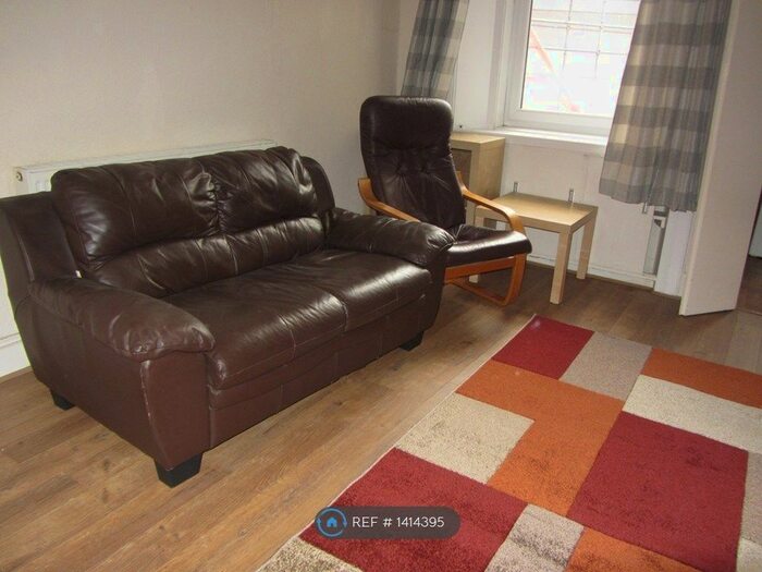 1 Bedroom Flat To Rent In Milton Street, Edinburgh, EH8