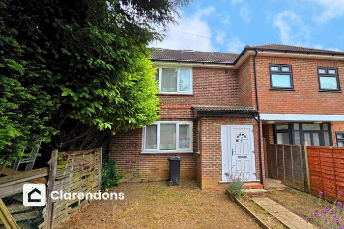 4 Bedroom Semi-Detached House To Rent In Stuart Crescent, Reigate, RH2