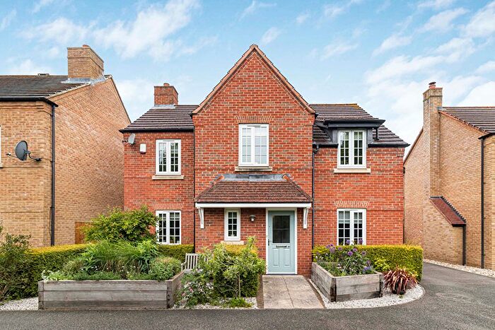 4 Bedroom Detached House For Sale In Cheason Walk, Waterbeach, CB25