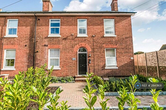 1 Bedroom Flat To Rent In Helena House, Reading, RG1