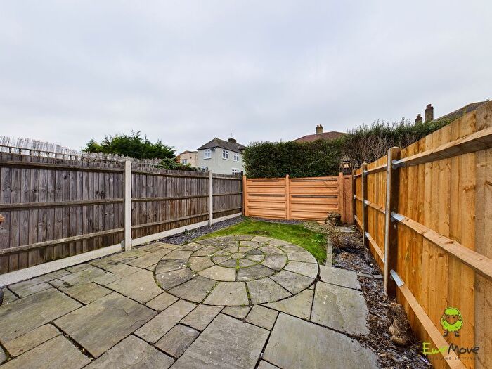 3 Bedroom Terraced House To Rent In Paddock Road, Bexleyheath, DA6