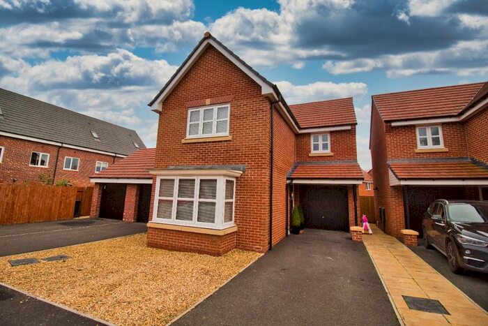 3 Bedroom Detached House For Sale In Britten Crescent, CW9