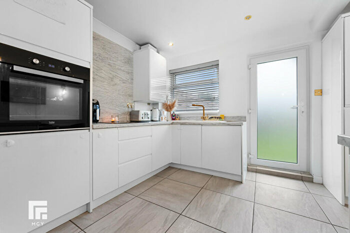 3 Bedroom End Of Terrace House For Sale In Glan Ely Close, Cardiff, CF5
