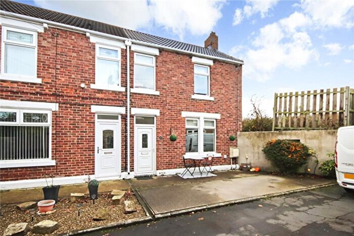 3 Bedroom Semi-Detached House For Sale In Hawthorn Terrace, Pelton Fell, Chester Le Street, Durham, DH2