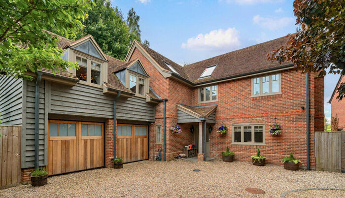 4 Bedroom Detached House To Rent In Oxford Road, Benson, Wallingford, Oxfordshire, OX10