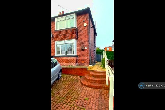 2 Bedroom Semi-Detached House To Rent In Newlands Drive, Sheffield, S12