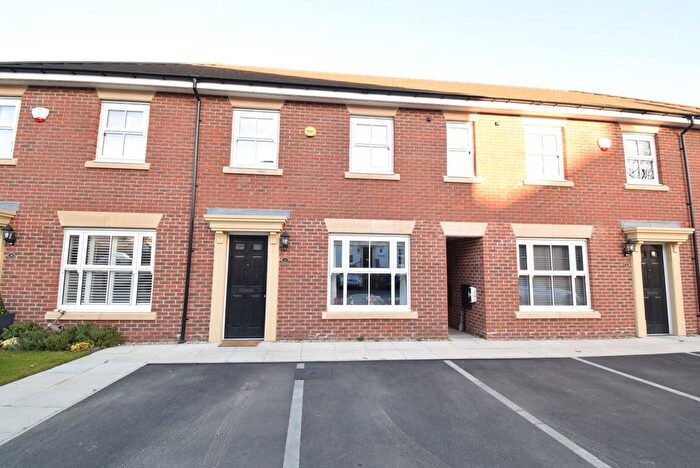 4 Bedroom Town House To Rent In Butler Way, Wakefield, WF1