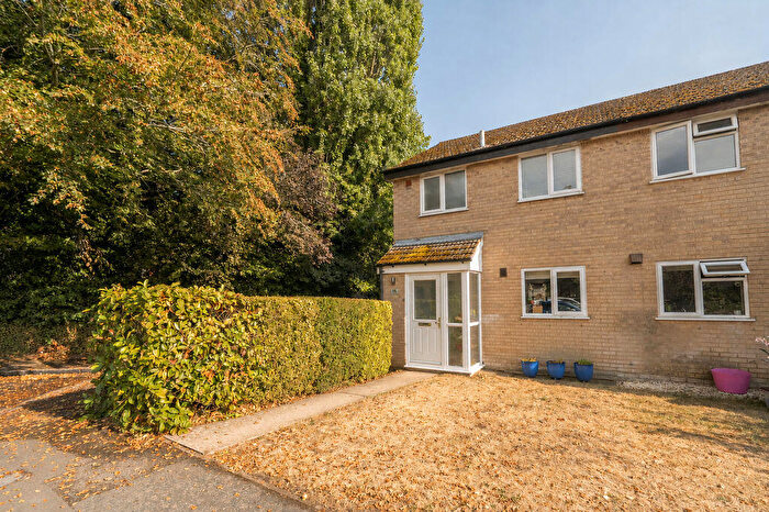 3 Bedroom End Of Terrace House For Sale In Dudgeon Drive, Oxford, OX4