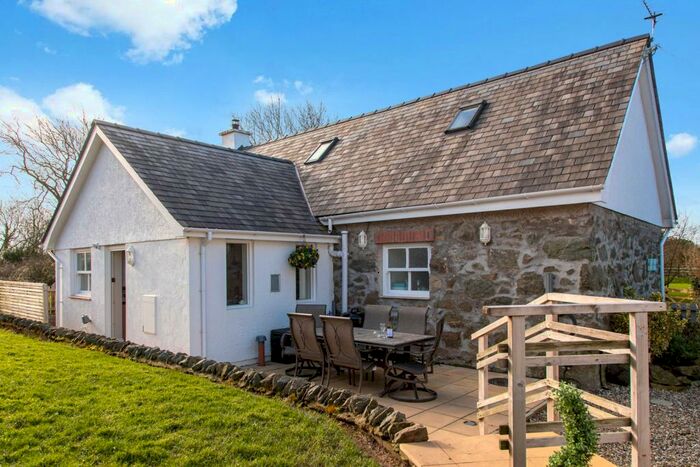 3 Bedroom Barn Conversion For Sale In Rhoscefnhir, Pentraeth, Anglesey, Sir Ynys Mon, LL75