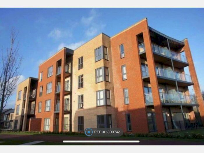 1 Bedroom Flat To Rent In Bessemer Lodge, Oakgrove, Milton Keynes MK10