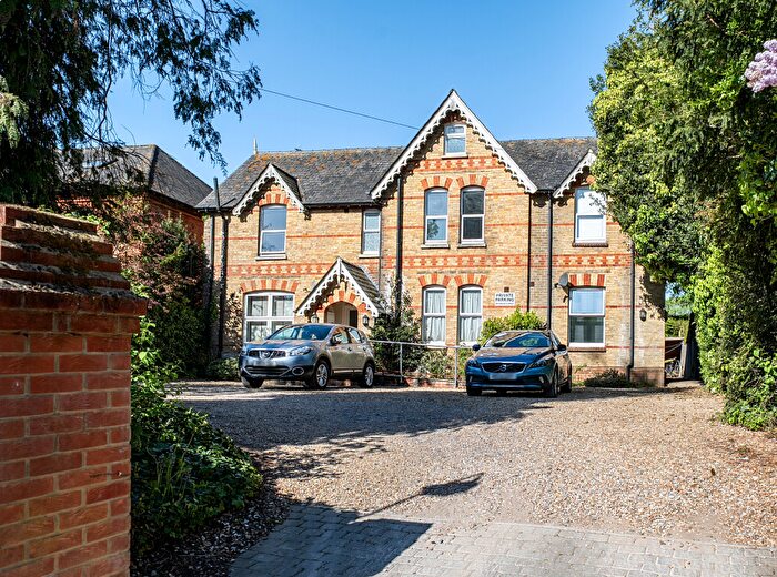 1 Bedroom Flat For Sale In Flat Greenbanks, Cliddesden Road, Basingstoke, RG21