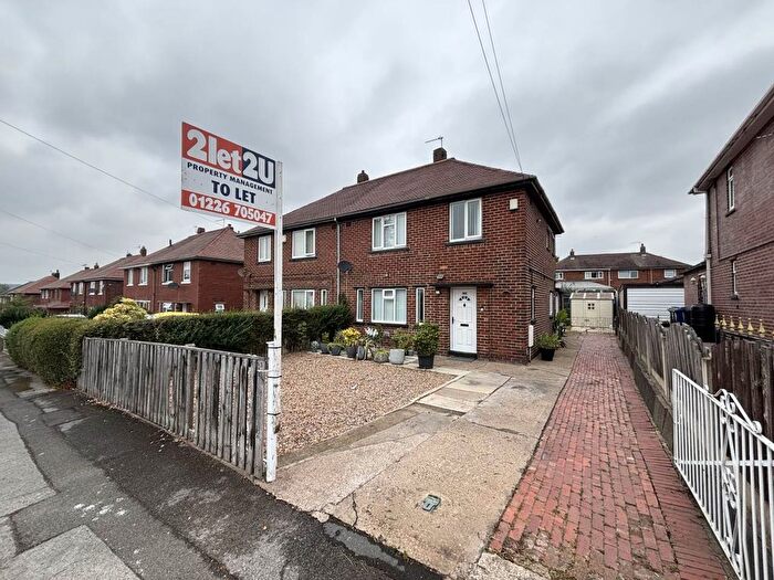 3 Bedroom Semi-Detached House To Rent In Rotherham Road, Monk Bretton, Barnsley, S71