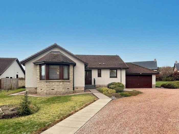 3 Bedroom Detached Bungalow For Sale In Bennecourt Drive, Coldstream, TD12