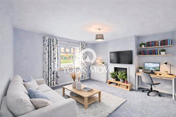 Flat To Rent In Brook Lane, London, SE3