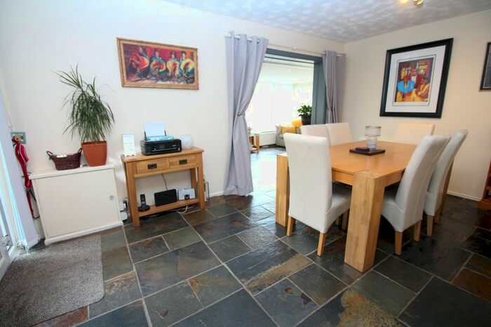 2 Bedroom Bungalow For Sale In Henly Avenue, Carrickfergus, BT38
