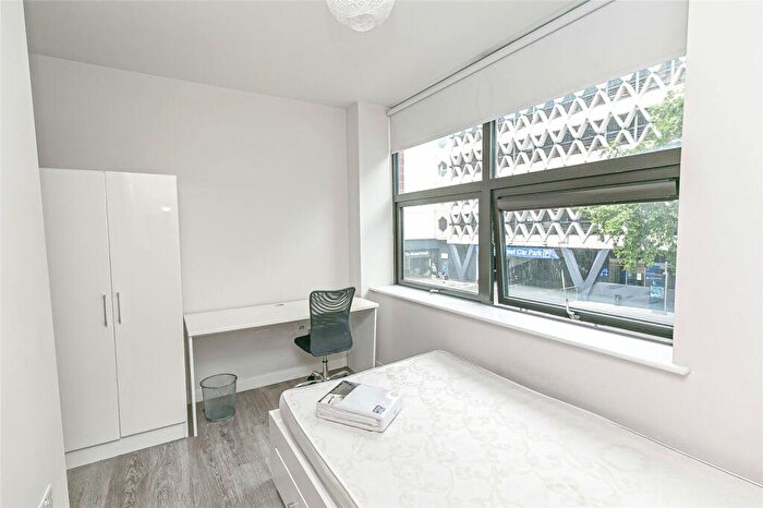 6 Bedroom Apartment To Rent In Crown House, - Prince Street, City Centre, Bristol, BS1