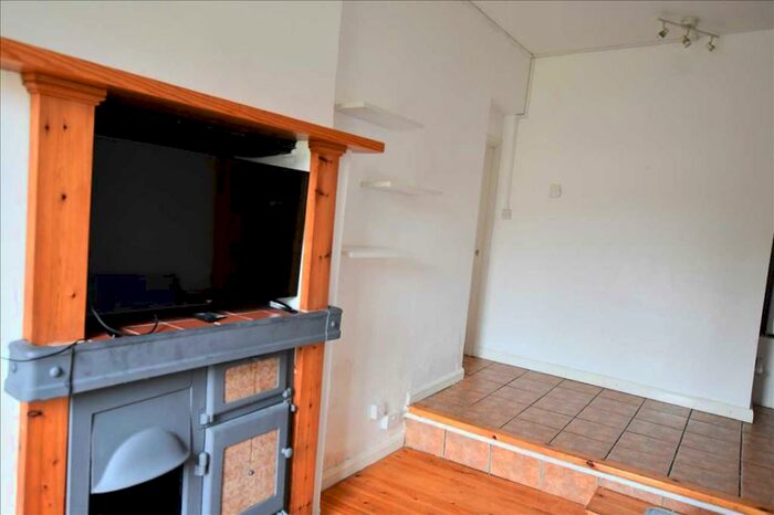 Studio To Rent In Bruce Grove G/F, London, N17