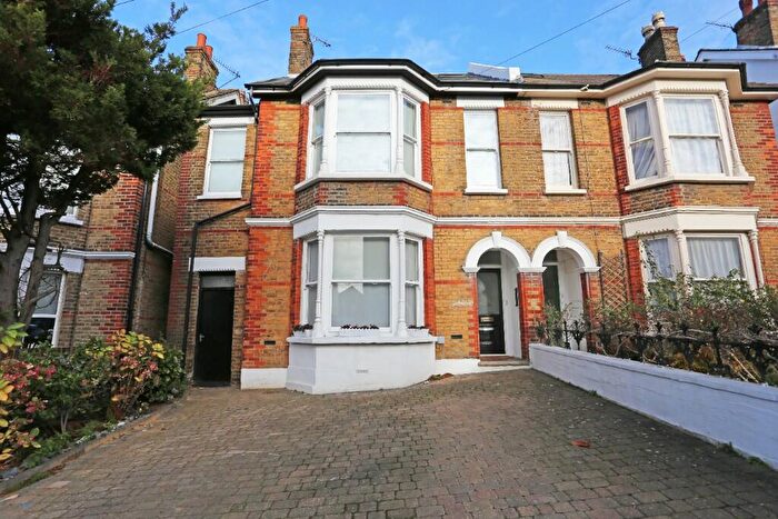 5 Bedroom Semi-Detached House To Rent In Portland Road, Gravesend, Kent, DA12