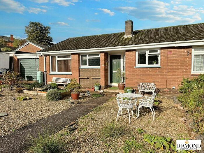 2 Bedroom Semi-Detached Bungalow For Sale In Bampfylde Close, Tiverton, EX16