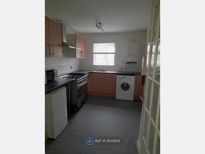 1 Bedroom Flat To Rent In Plymouth, Plymouth, PL1