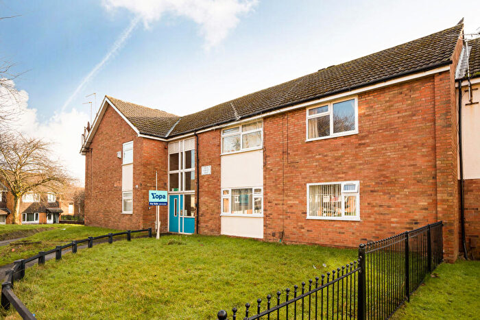 2 Bedroom Flat For Sale In Durham Court, Ellesmere Port, CH65