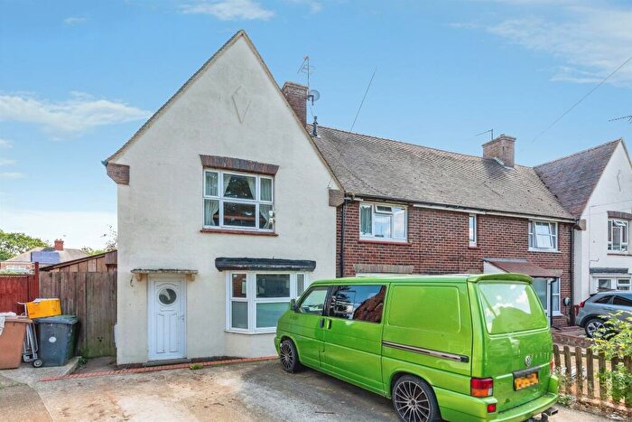 2 Bedroom End Of Terrace House For Sale In Priory Road, Wellingborough, NN8