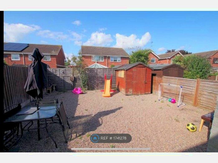3 Bedroom Semi-Detached House To Rent In Stanley Crescent, Uttoxeter, ST14