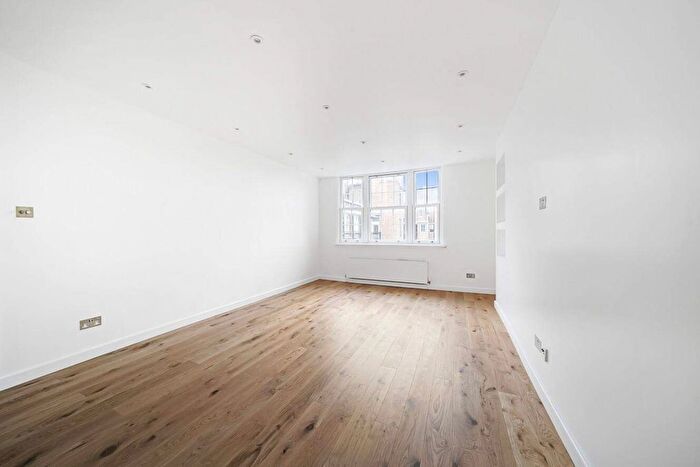 2 Bedroom Flat For Sale In Maida Vale, London, W9