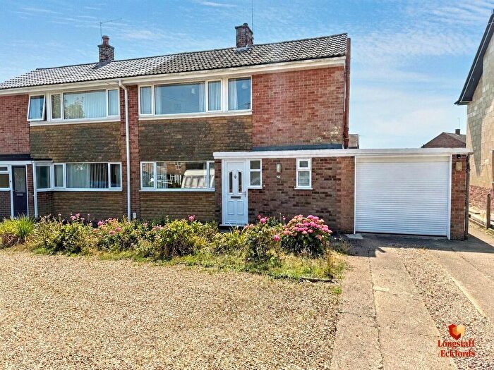 3 Bedroom Semi-Detached House For Sale In Mill Drove, Bourne, PE10