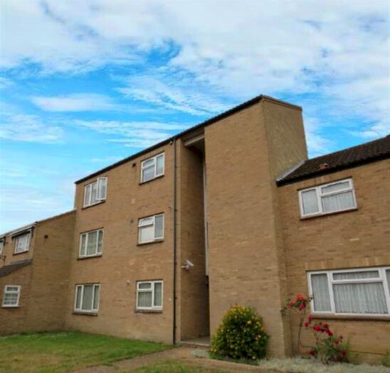2 Bedroom Flat To Rent In West Drive Gardens, Soham, Ely, CB7