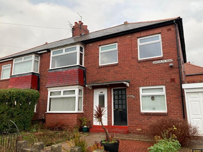 3 Bedroom Flat To Rent In Bardolph Road, North Shields, NE29