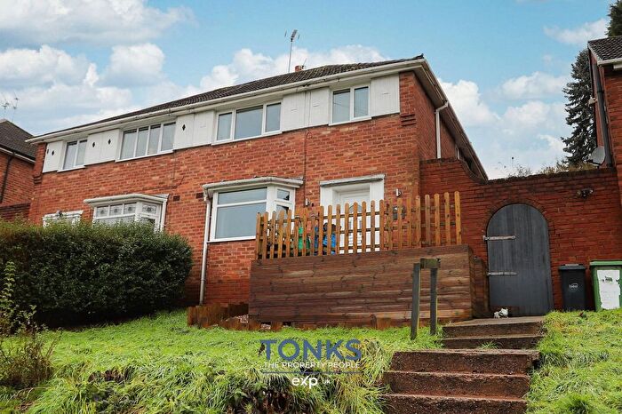3 Bedroom Semi Detached House For Sale In Stourdell Road, Halesowen, B63