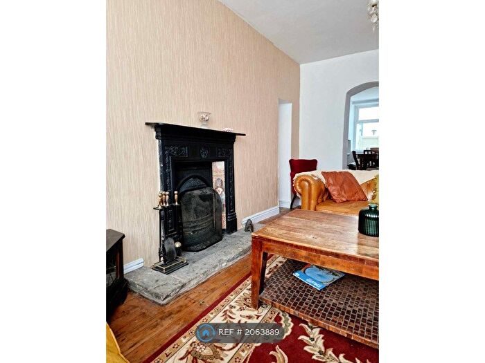 4 Bedroom Terraced House To Rent In West Road, Buxton, SK17