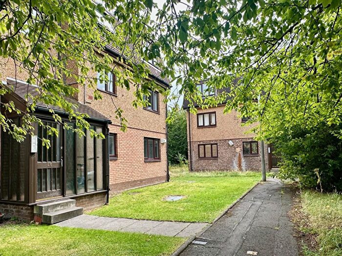 2 Bedroom Flat To Rent In Double Hedges Park, EH16