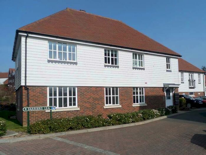 1 Bedroom Flat To Rent In Farriers Lea Haywards Heath, RH16