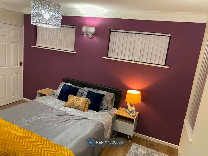 4 Bedroom Bungalow To Rent In Nottingham, Nottingham, NG5
