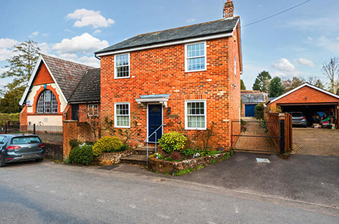 4 Bedroom Detached House For Sale In Winchester Road, Kings Somborne, Stockbridge, Hampshire, SO20