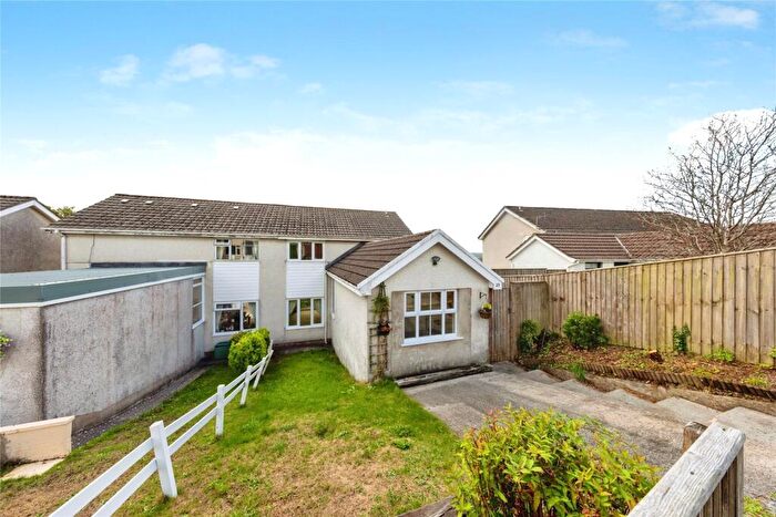4 Bedroom Semi-Detached House For Sale In Parcydelyn, Carmarthen, Carmarthenshire, SA31