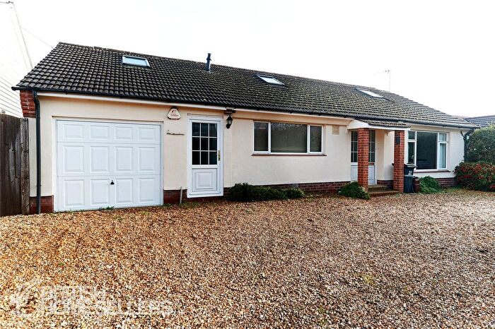4 Bedroom Bungalow For Sale In Comeytrowe Road, Trull, Taunton, Somerset, TA3