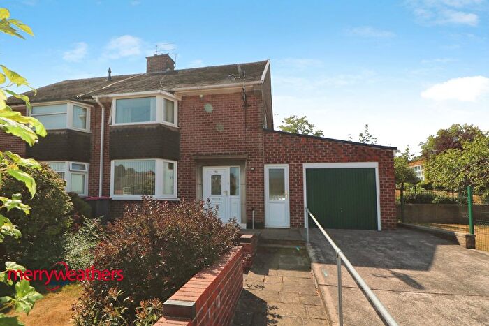 3 Bedroom Semi-detached House For Sale In Broom Valley Road, Rotherham, S60