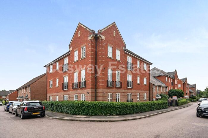 2 Bedroom Flat For Sale In Shillingford Close, Mill Hill, NW7