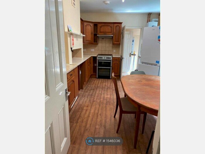 5 Bedroom Terraced House To Rent In Wellsway, Bath, BA2