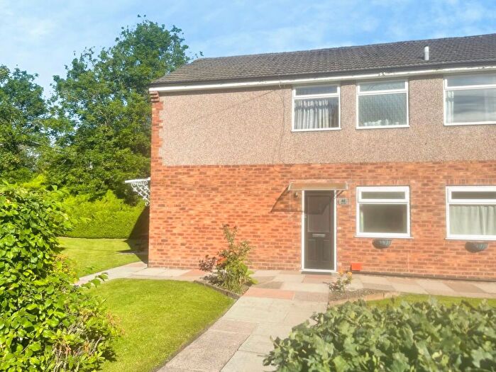2 Bedroom Apartment For Sale In Hope Road, Sale, Greater Manchester, M33