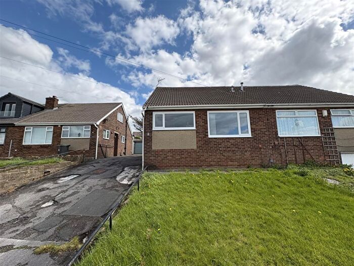 2 Bedroom Semi-Detached Bungalow For Sale In Harewood Avenue, Heckmondwike, WF16