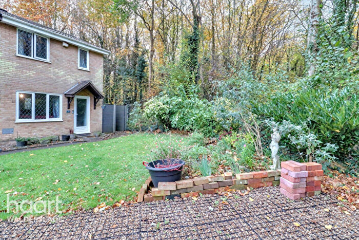 2 Bedroom Semi Detached House For Sale In Woodbury Road, Chatham, ME5