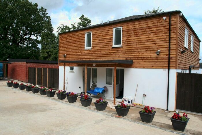 Studio To Rent In Greenlands Lane, Hendon, London NW4