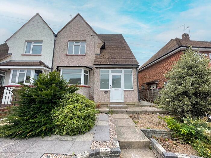 3 Bedroom Semi-Detached House To Rent In Taunton Vale, Gravesend, Kent, DA12