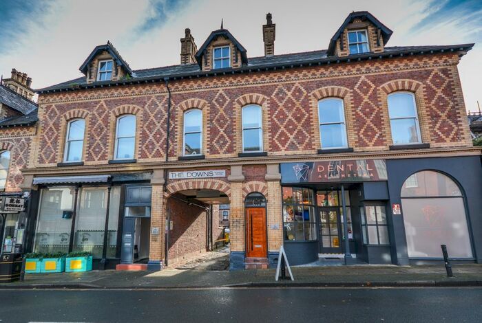 2 Bedroom Maisonette To Rent In The Downs, Altrincham, WA14