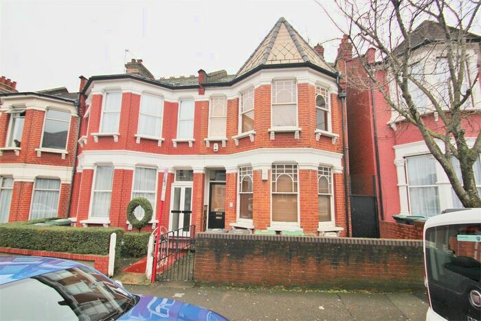 1 Bedroom Flat To Rent In Seymour Road, Harringay, N8
