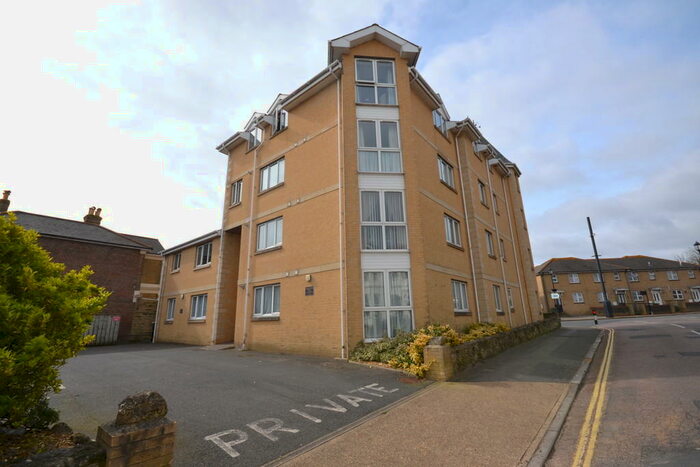 2 Bedroom Apartment To Rent In Regent Street, Shanklin, PO37